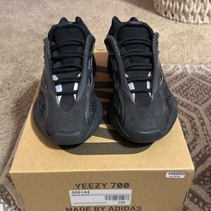 YEEZY 700 V3 Dark Glow